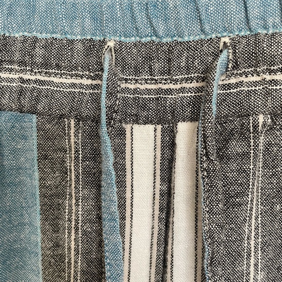 Medium petite Ann Taylor linen pants. Blue, charcoal and white. - Picture 4 of 6